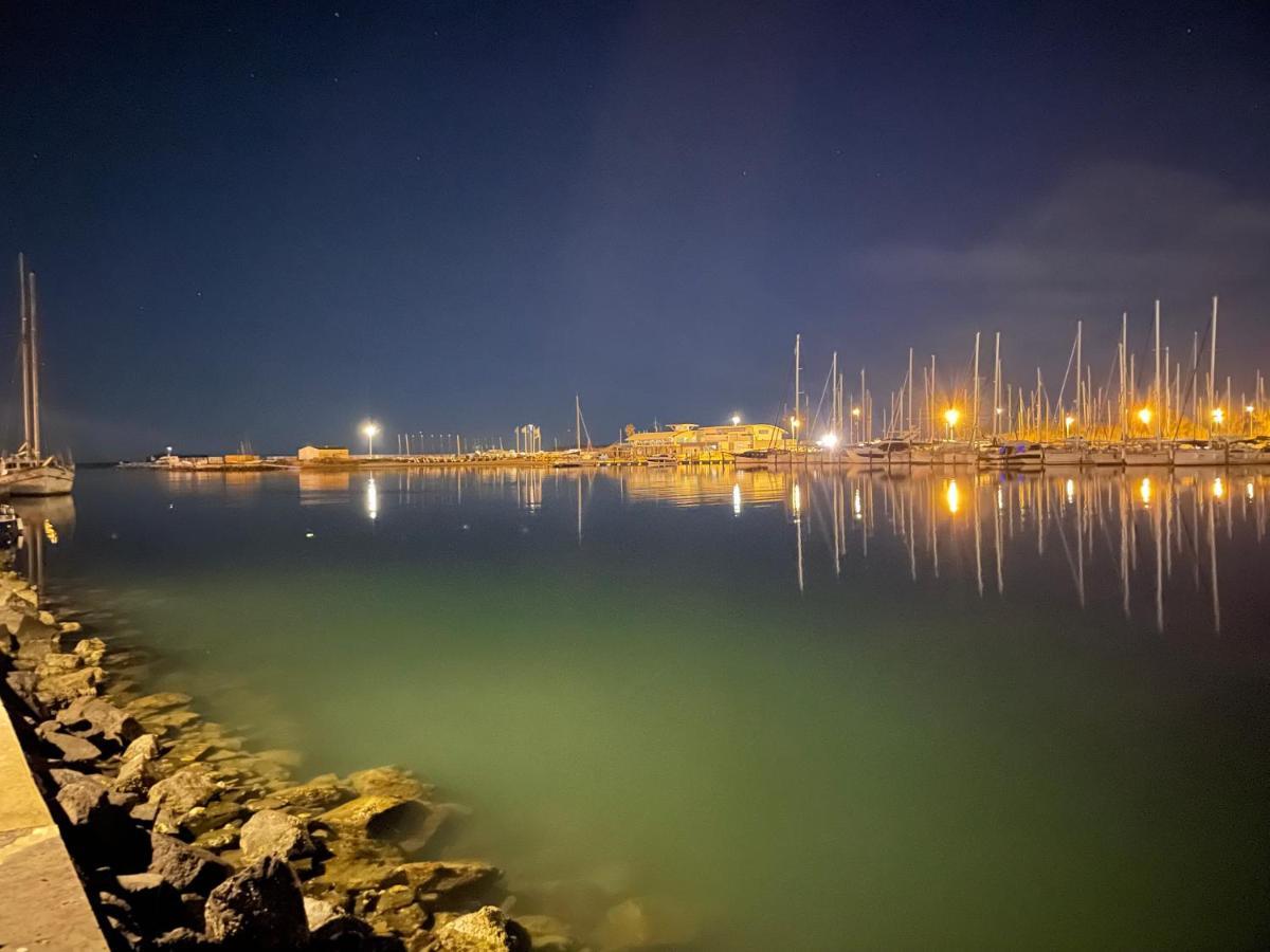 Studio Face A La Mer 4 Couchages - Gratuits Piscine Tennis Et Un Parking Prive Rare Et Tres Utile - Vue Magnifique Sur La Mer - Agreable En Toutes Saisons Ile Des Pecheurs - La Brigantine - Emplacement Et Vue Rares Au Cap D'Agde Eksteriør bilde